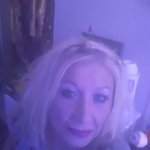 Meet your Posher, Shelly